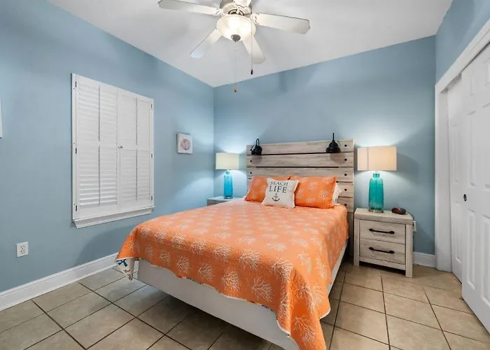 Crystal Shores West 1107 By Youngs Suncoast